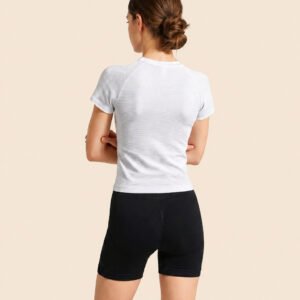 Seamless quick drying yoga T-shirt