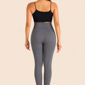 Threaded yoga pants