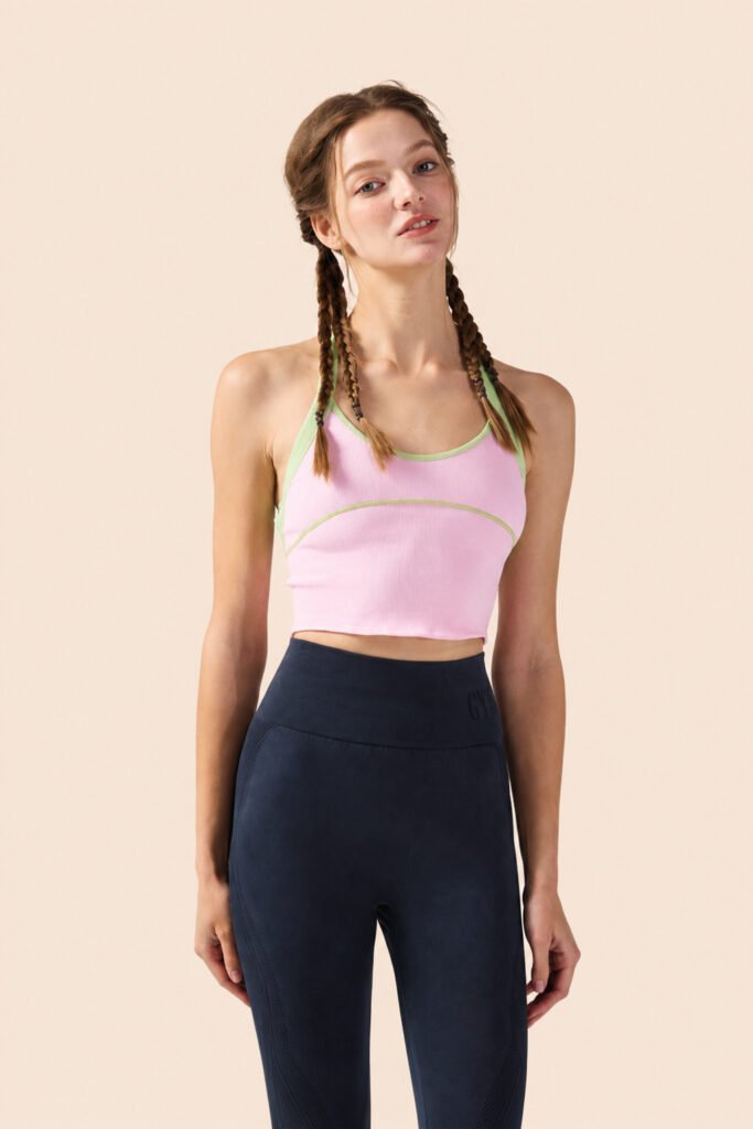 Thin strap neck sports vest