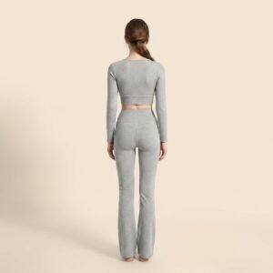 Long sleeved and long pants yoga suit